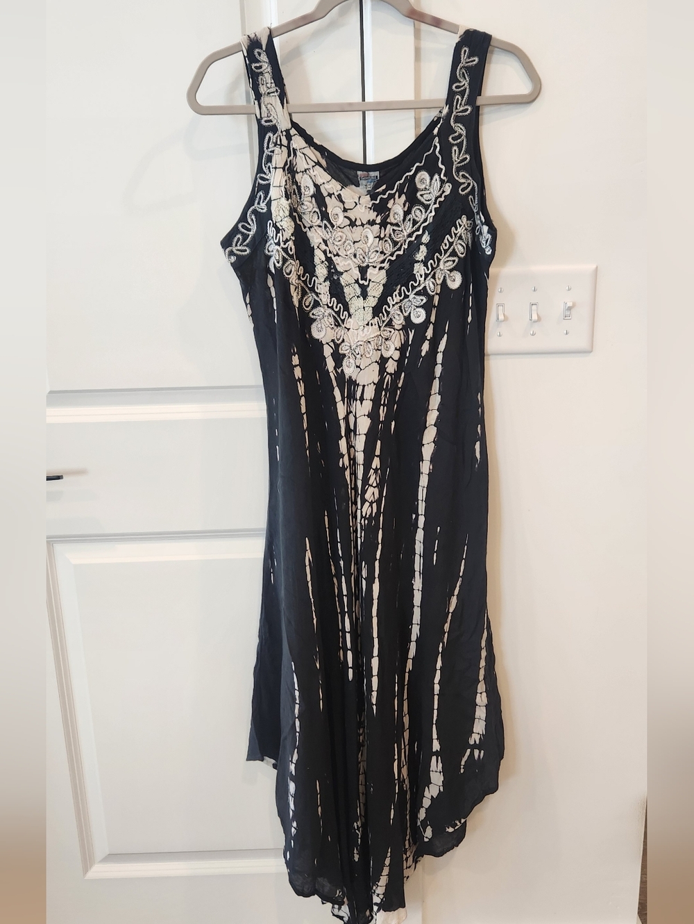 Shoreline Black and Cream Embroidered Midi Dress